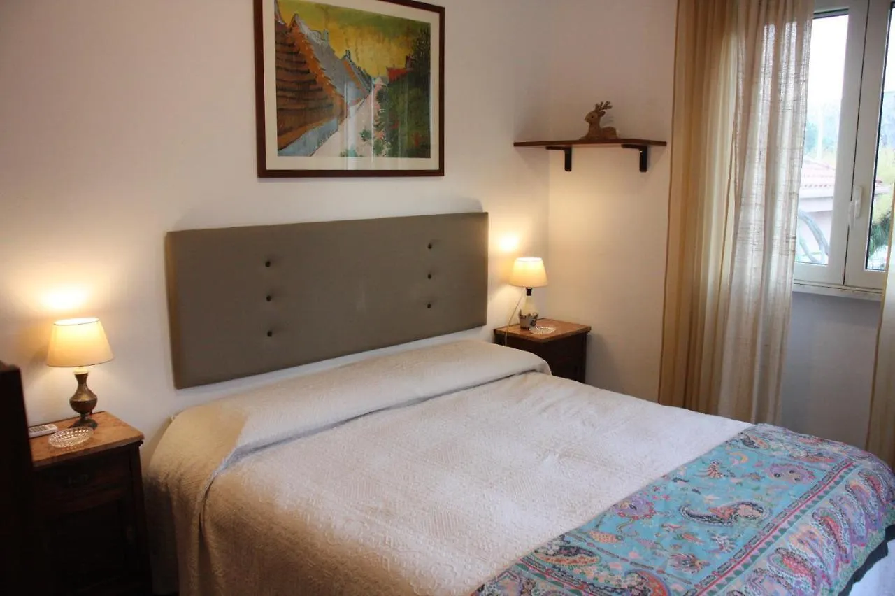 Stanza In Villa Liberty A Mondello Palermo Italië